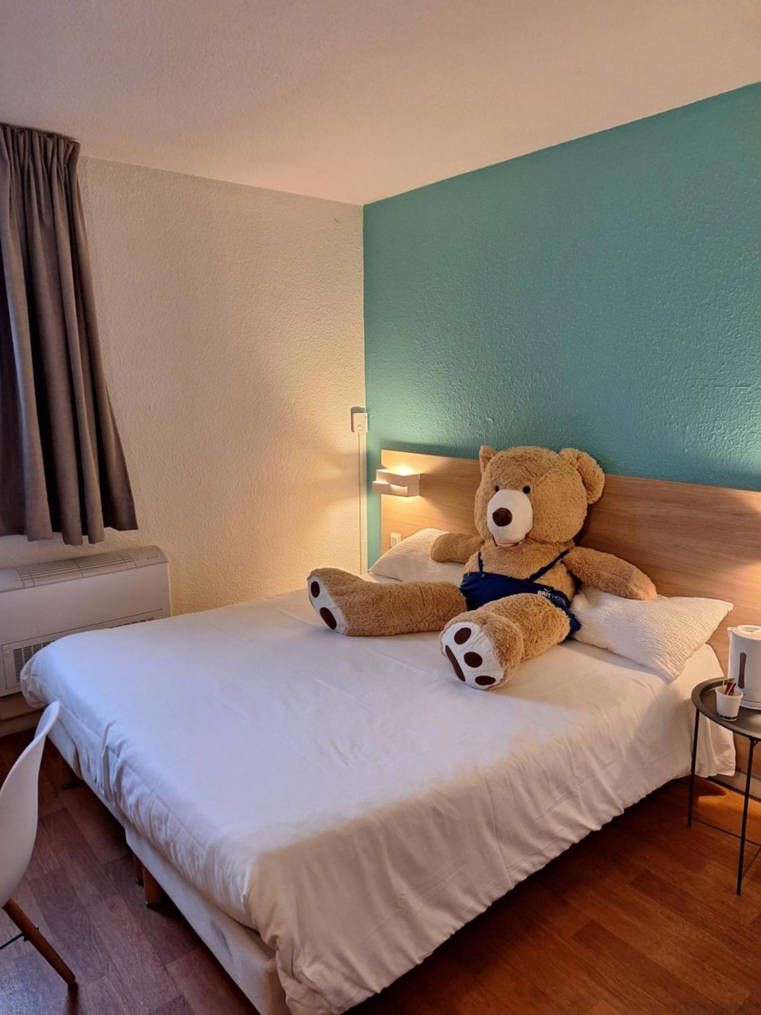 Double Room,1713332055:JPEG