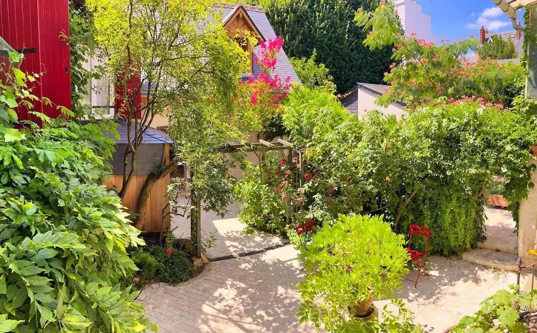 Le Jardin Du Vendome-1